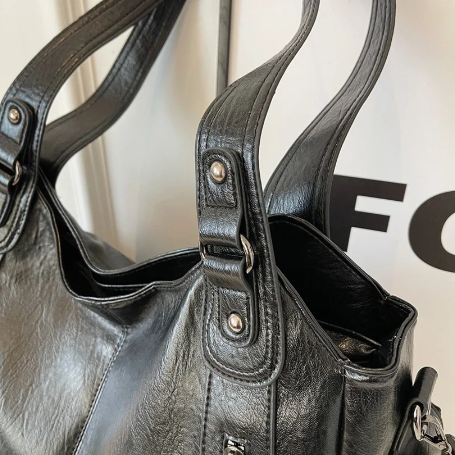 Women’s Multi-Pocket Shoulder Bag with Detachable Strap