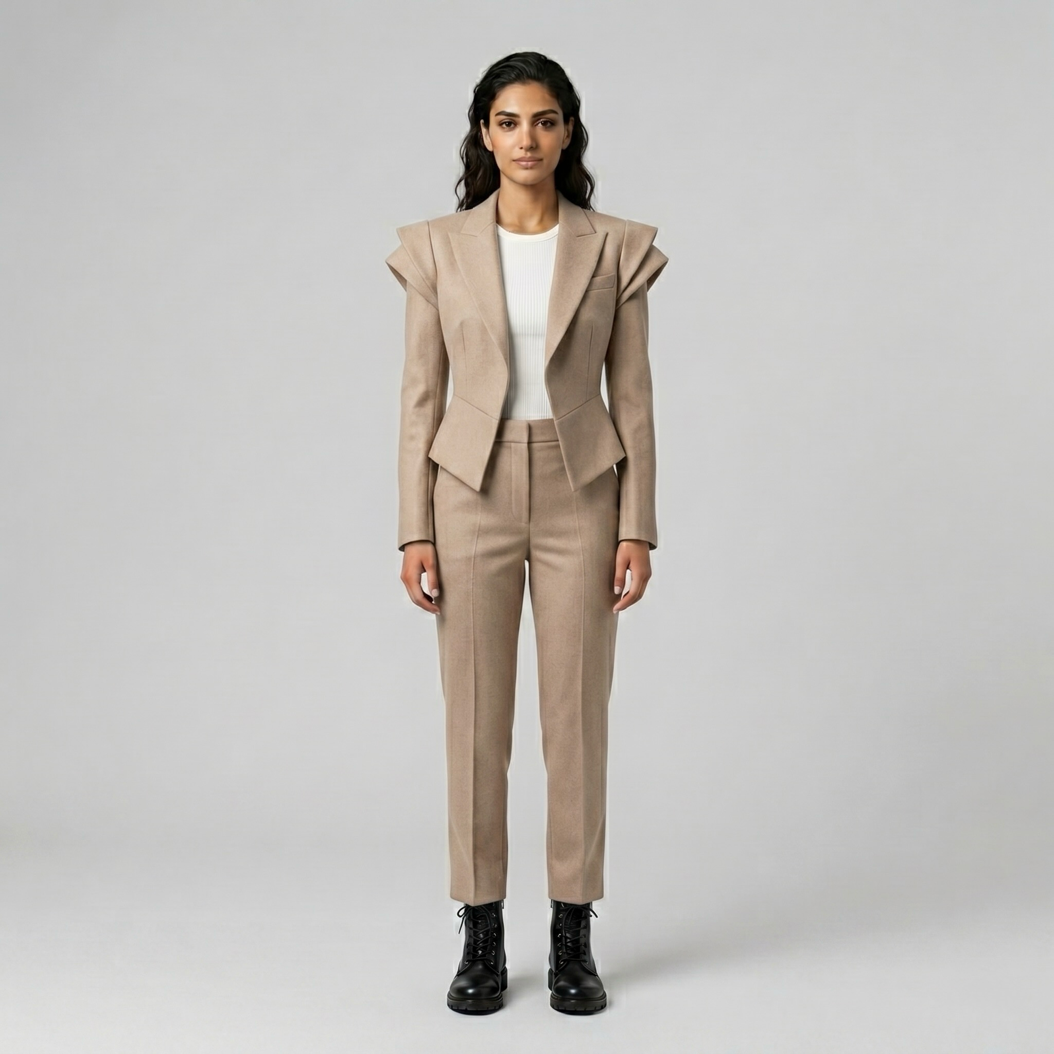 Structured Wing Shoulder Tailored Suit