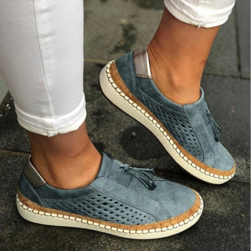Chaussures décontractées à enfiler perforées avec pampilles pour femme