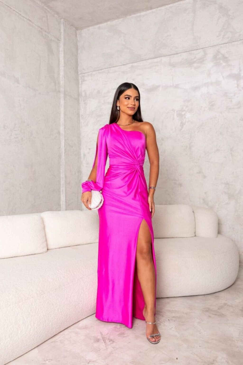 Robe longue pour femme à une épaule, froncée, avec fente sur la cuisse