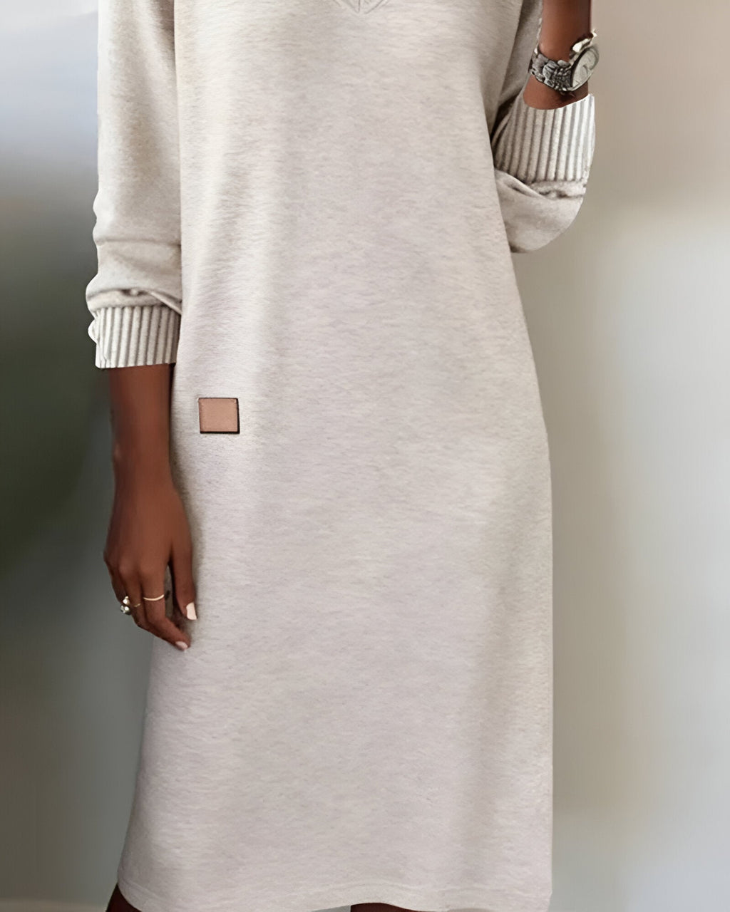 Robe-pull à manches longues pour femme, à col en V