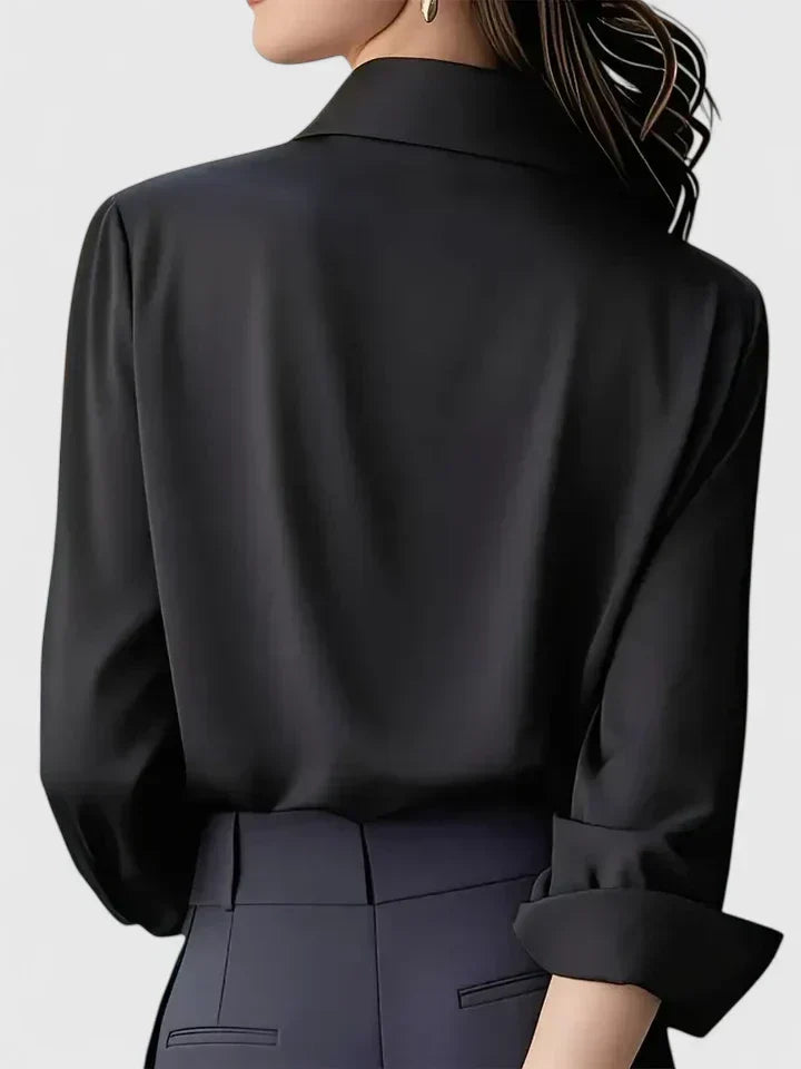 Chemise boutonnée à manches longues et col pour femme