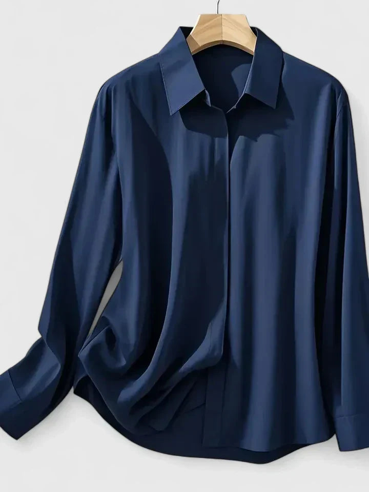 Chemise boutonnée à manches longues et col pour femme