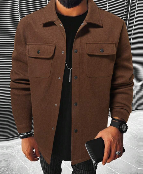 Surchemise boutonnée pour homme avec poches poitrine