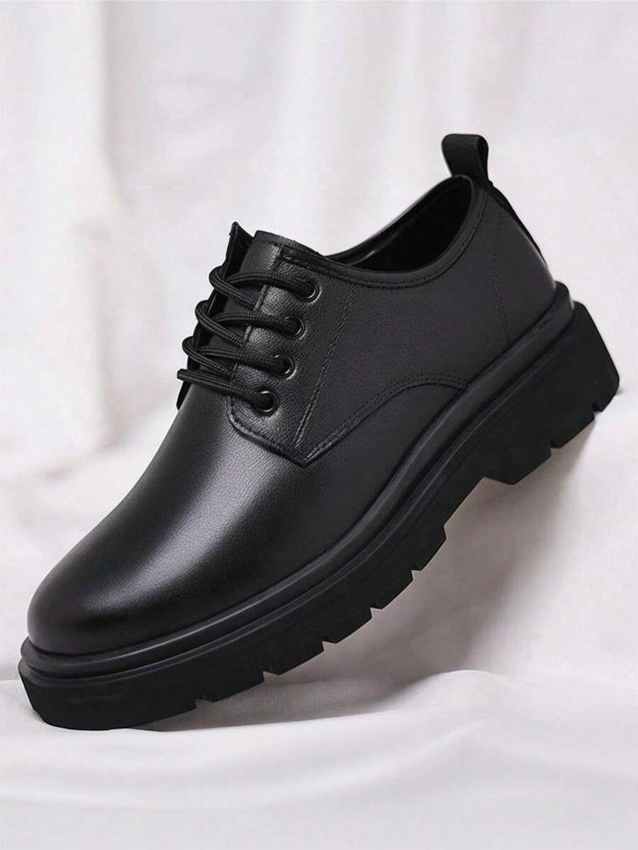 Men's Black Lace-Up Derby Shoes