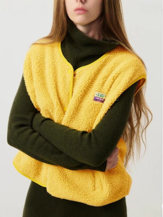 Gilet en polaire sherpa boutonné pour femme