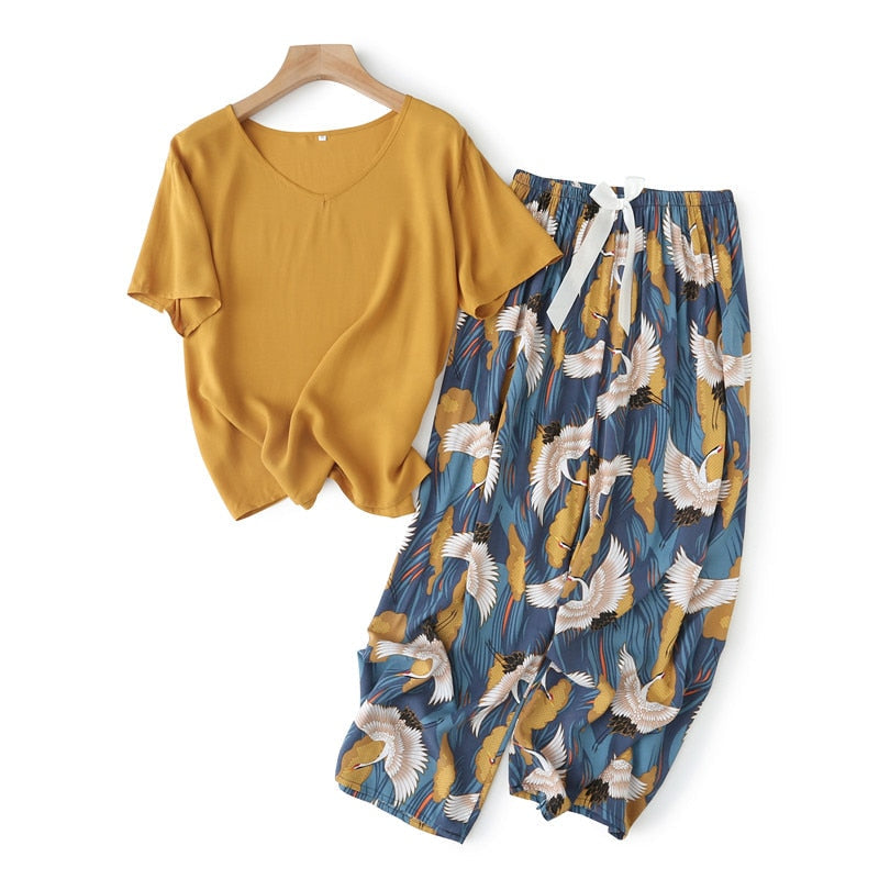 Ensemble pyjama fleuri pour femme avec haut à manches courtes