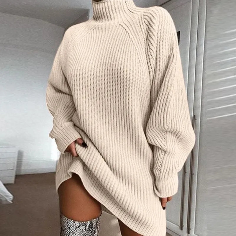 Damski obszerny sweter z prążkowanym golfem