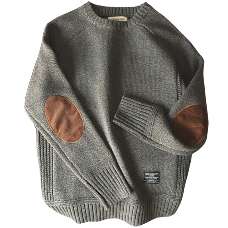 Męski sweter z okrągłym dekoltem i łatami na łokciach