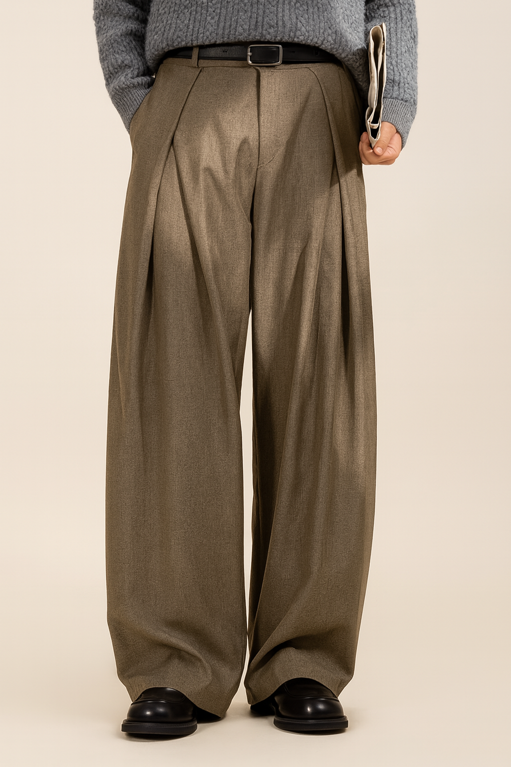 Men's Wide Leg Pleated Trousers