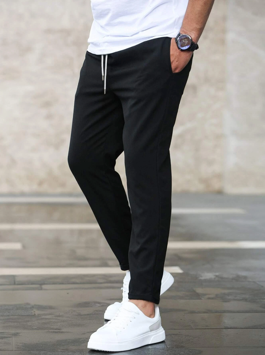 Pantalon fuselé extensible pour homme