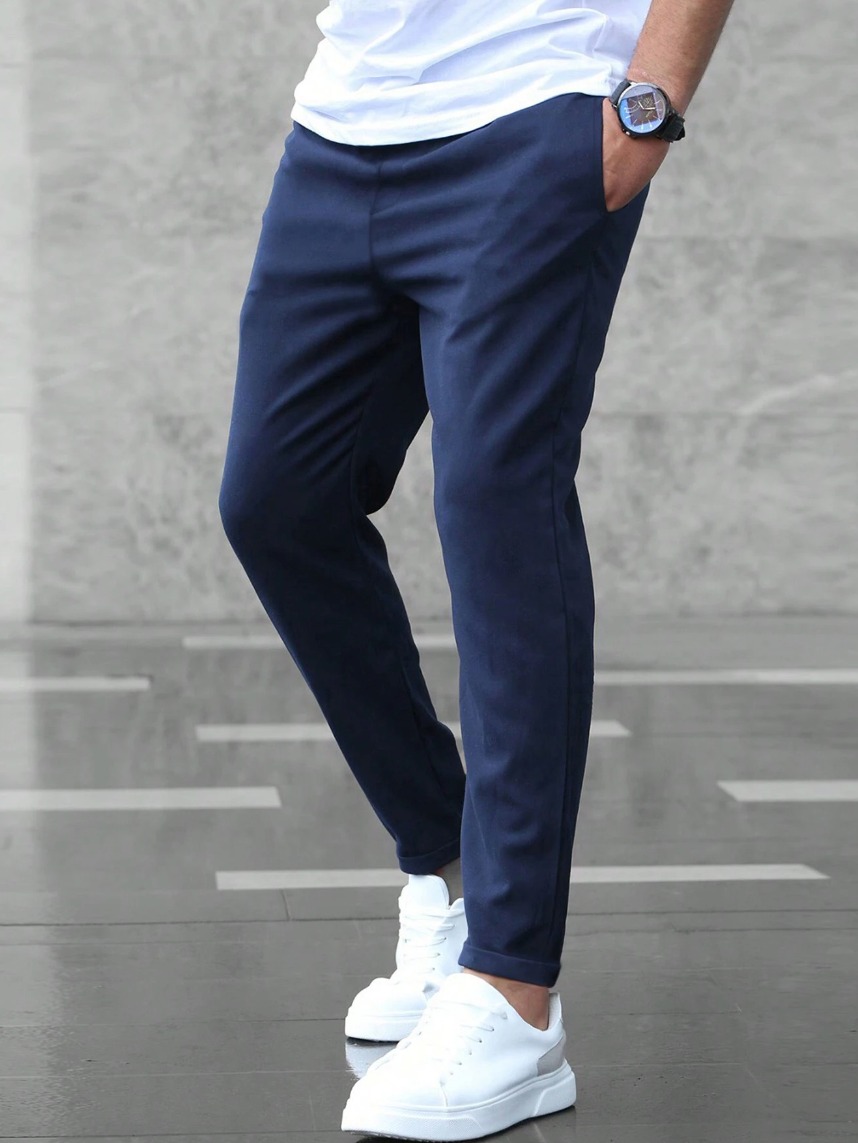 Pantalon fuselé extensible pour homme