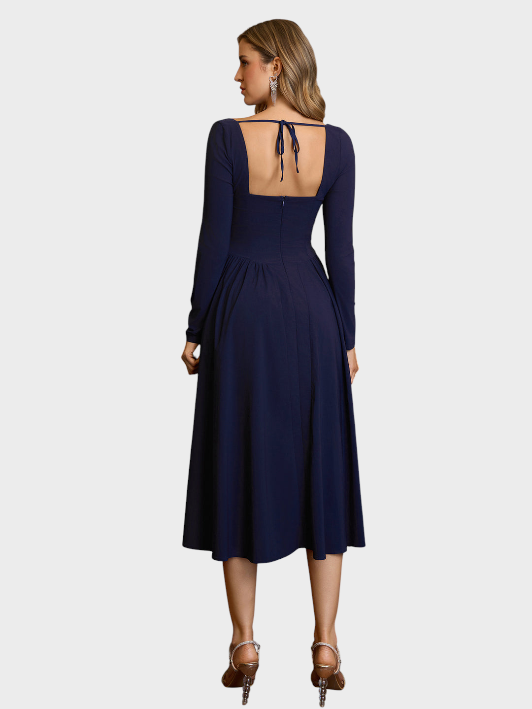 Robe midi trapèze pour femme à manches longues et encolure cœur