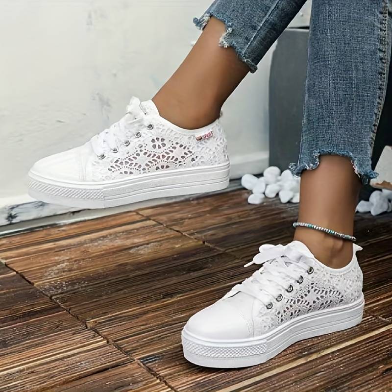 Women's Breathable Lace Trainers for Autumn