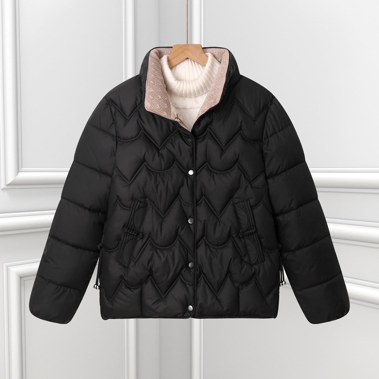 Damska pikowana kurtka puchowa ze stójką