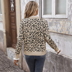 Damski dzianinowy sweter w panterkę
