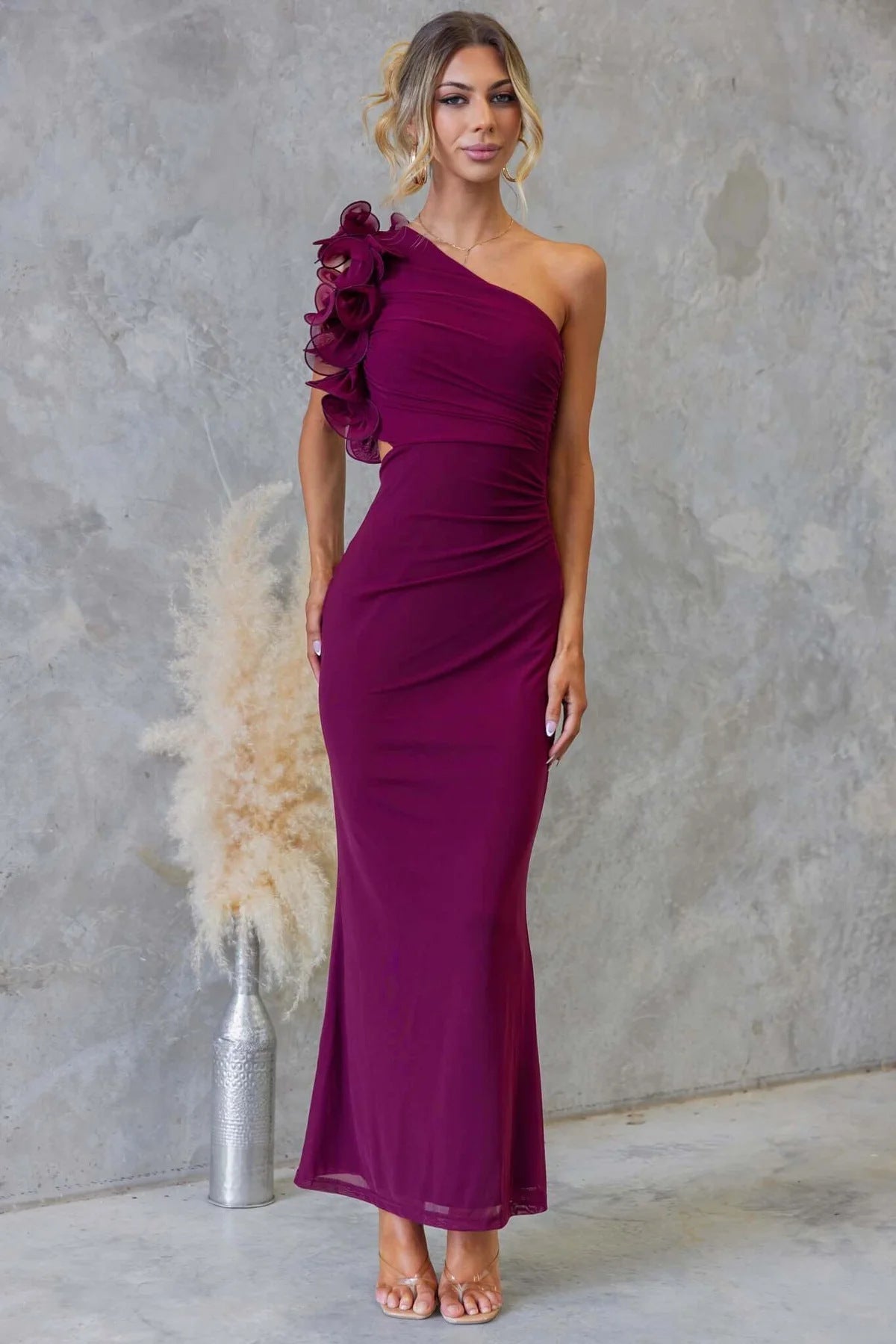 Women’s One-Shoulder Ruffle Maxi Dress with Ruched Detail