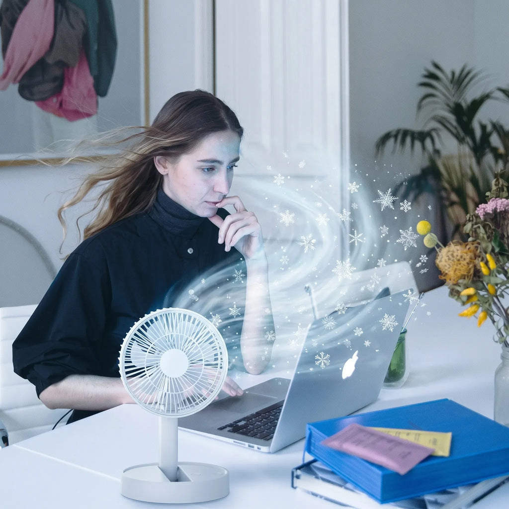 Portable Foldable USB Desk Fan with Adjustable Stand for Summer Cooling