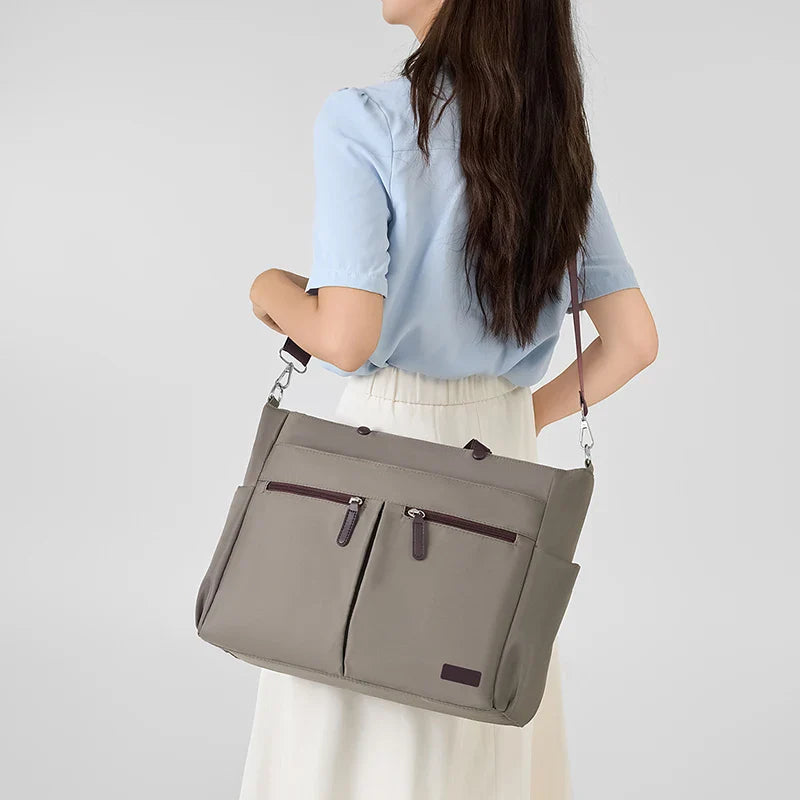 Women's Laptop Tote Bag in Oxford Fabric for Autumn Work & Travel