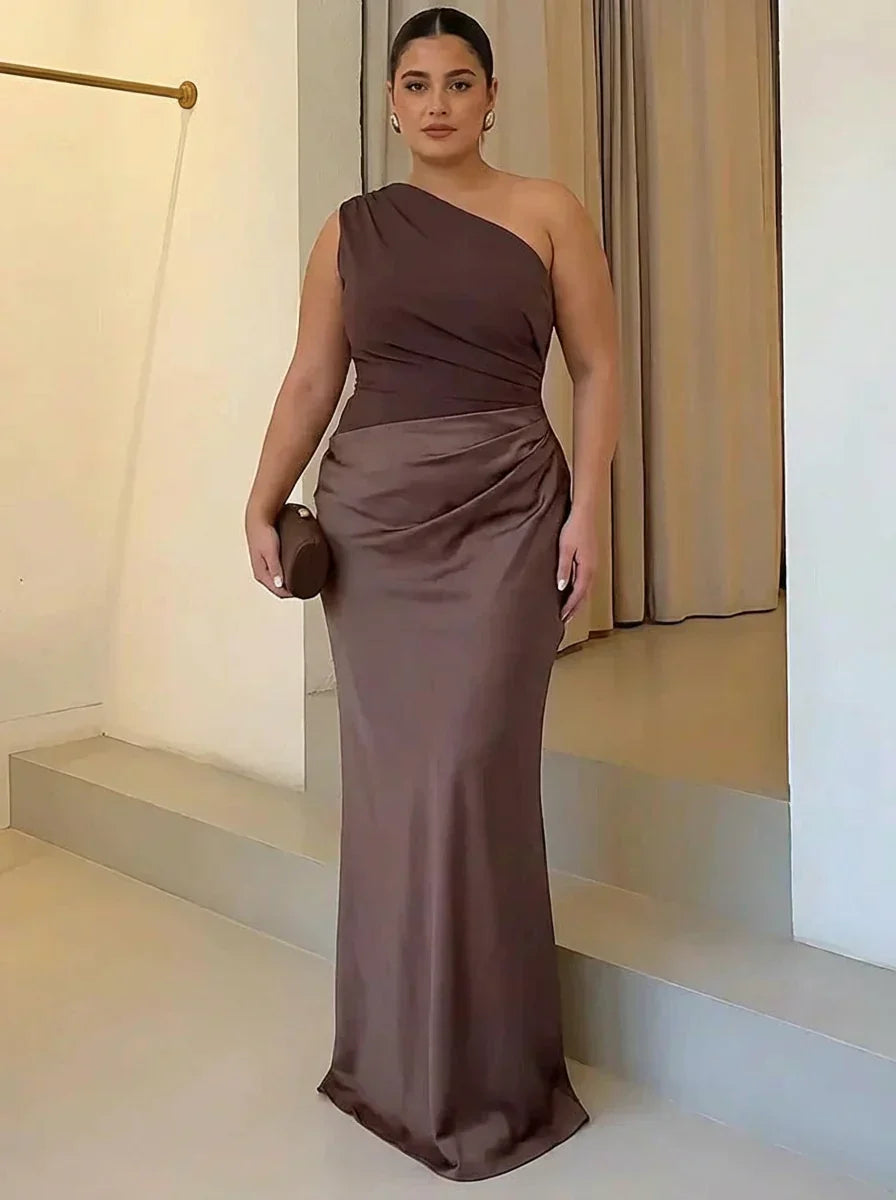 Robe longue asymétrique drapée pour femme