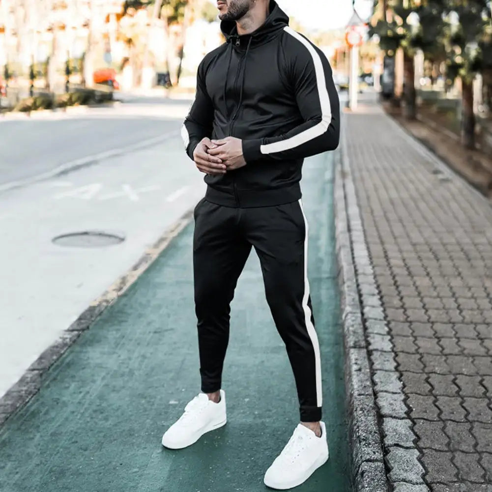 Ensemble de survêtement à capuche pour homme avec joggers ajustés