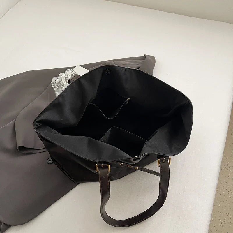 Women's Tote Bag in PU Leather for Autumn Work & Everyday Use