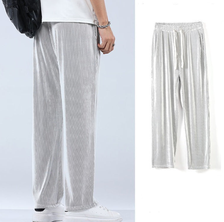 Men’s Pleated Wide-Leg Trousers
