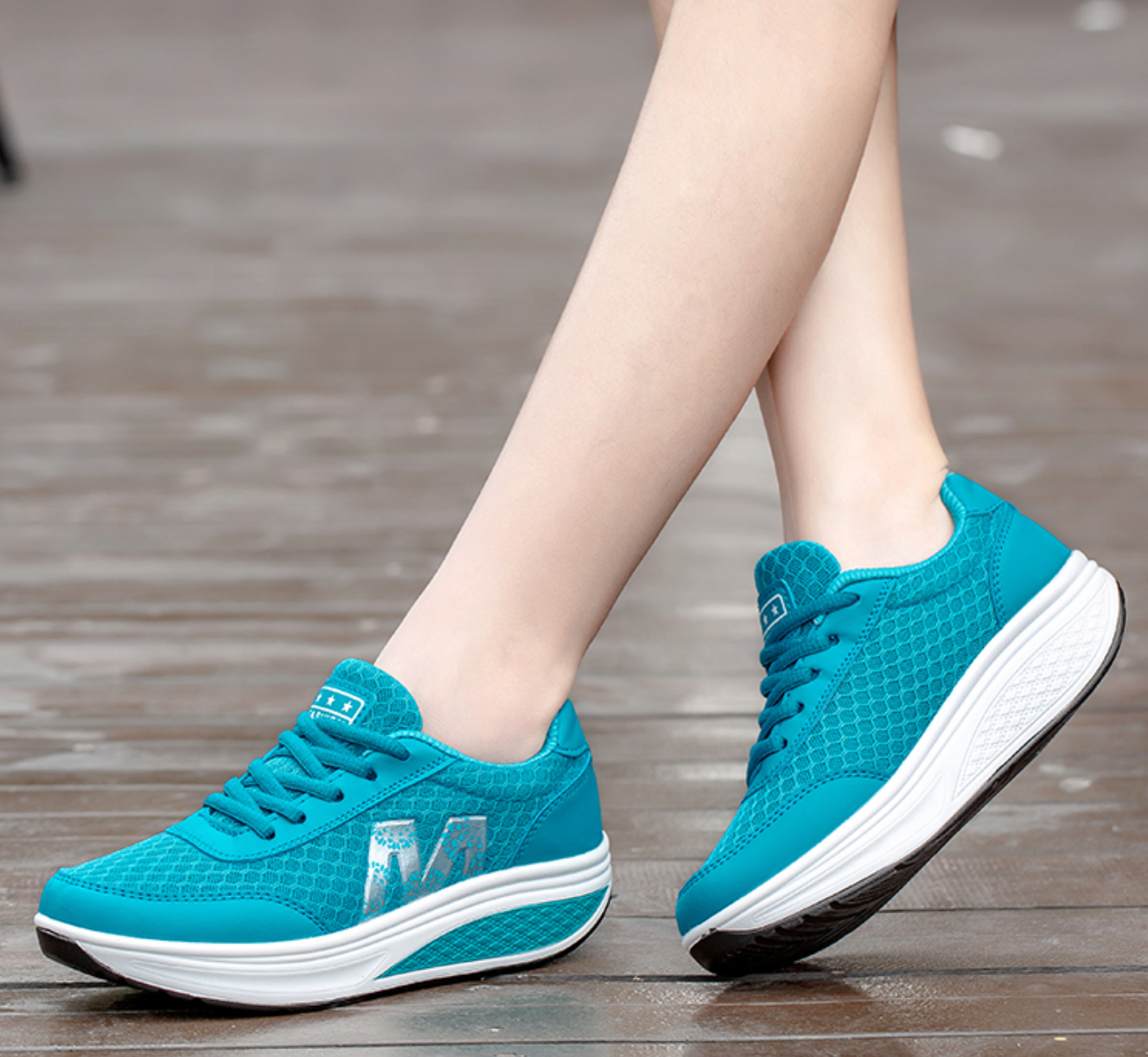 Women’s Mesh Walking Trainers with Cushioned Platform Sole