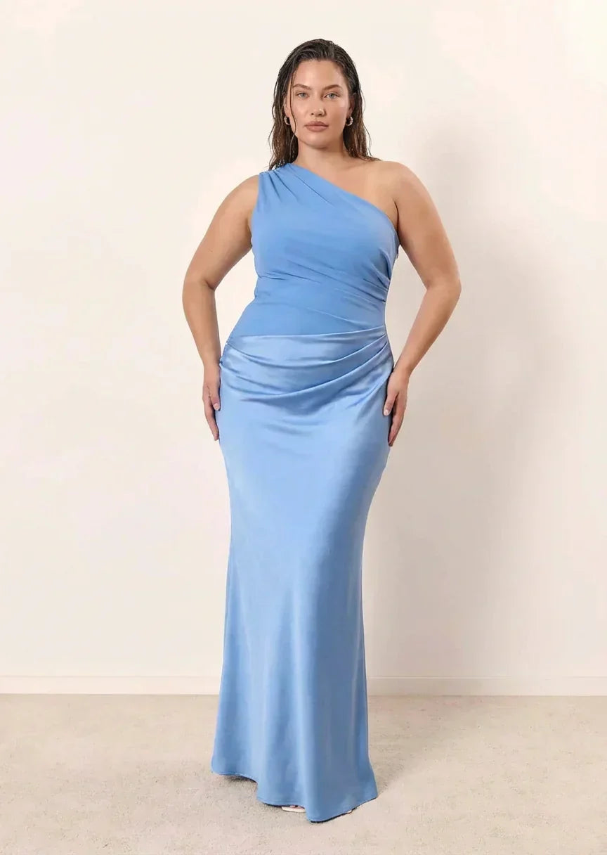 Robe longue asymétrique drapée pour femme
