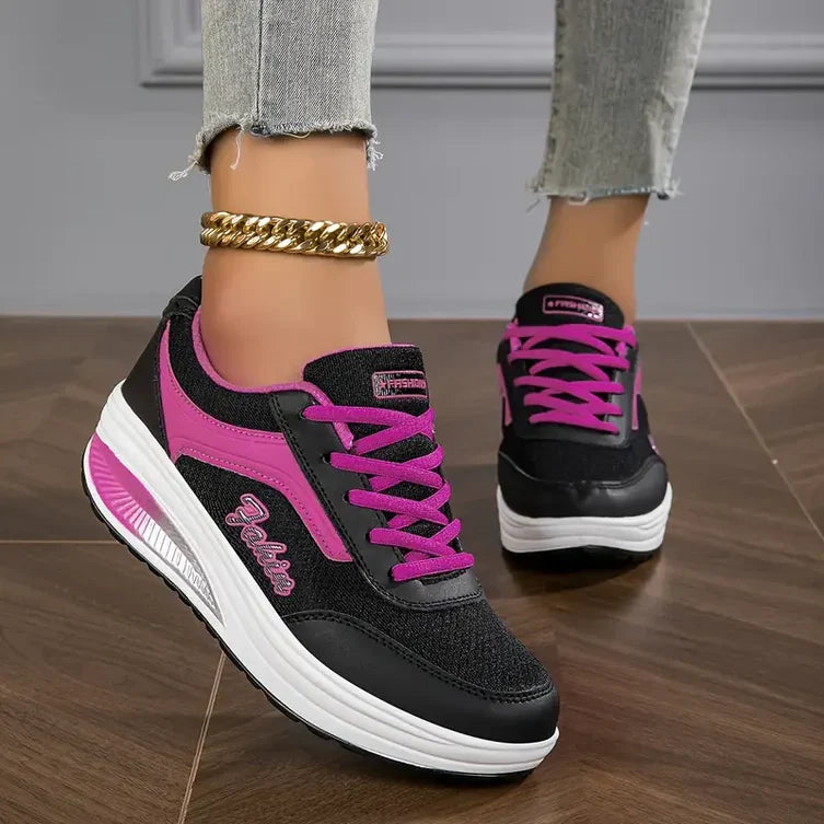 Baskets de marche à lacets compensées pour femme