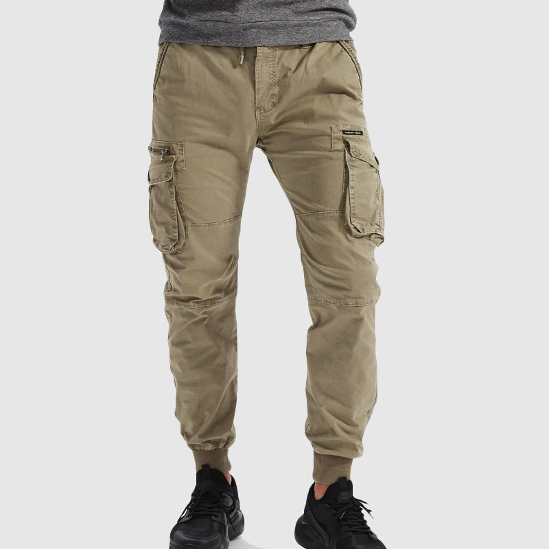Pantalon cargo fuselé pour homme avec poches utilitaires