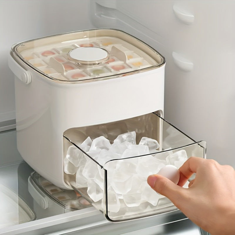 Plastic Ice Cube Maker for Summer Kitchen Drinks Cooling