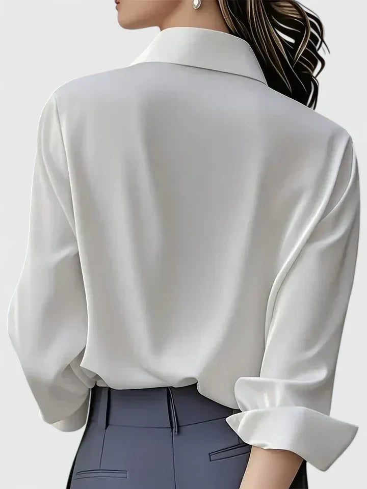 Chemise boutonnée à manches longues et col pour femme