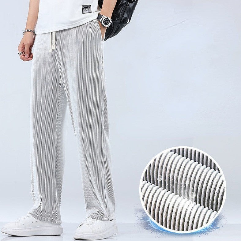 Men’s Pleated Wide-Leg Trousers