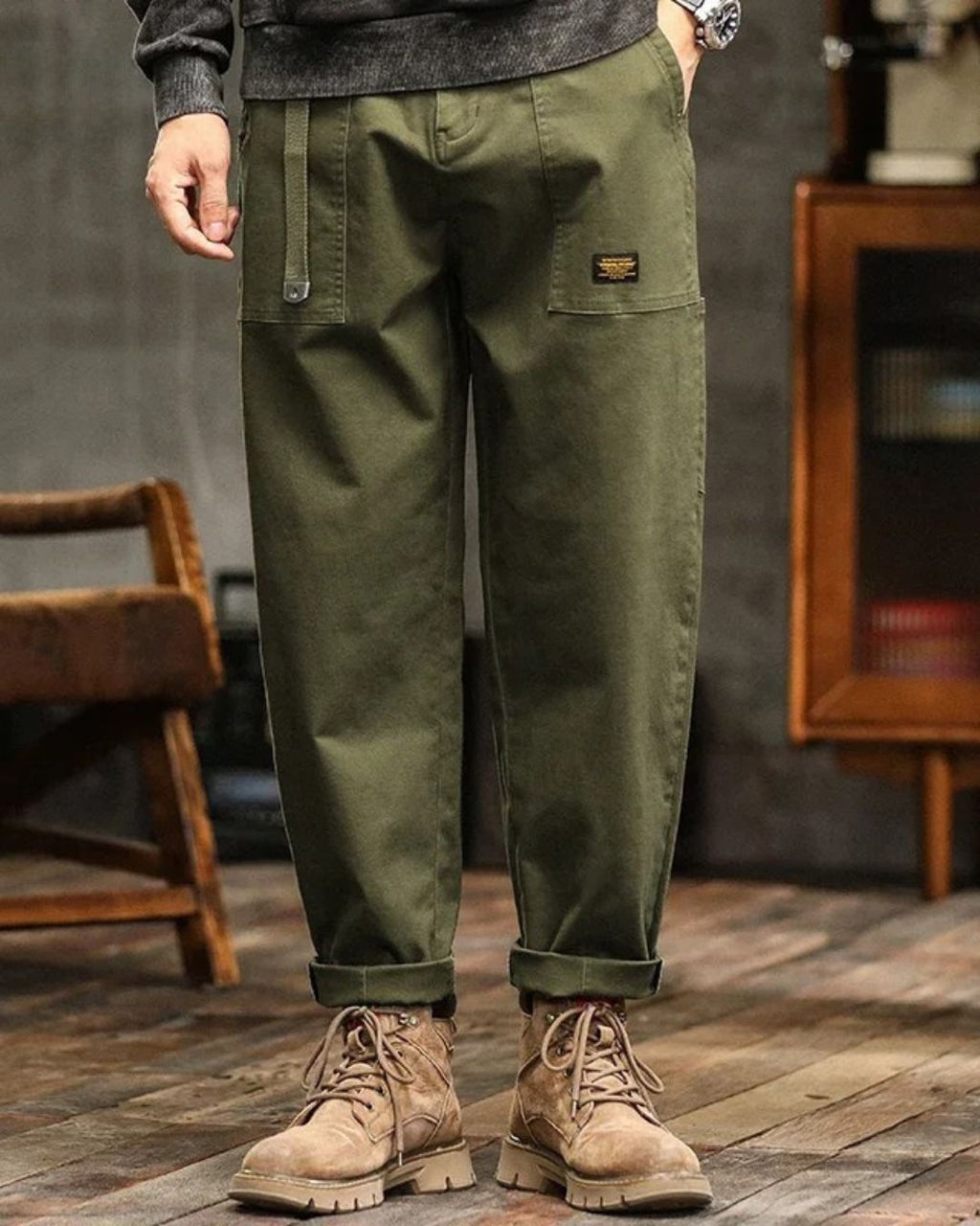Men's Relaxed Fit Utility Cargo Trousers