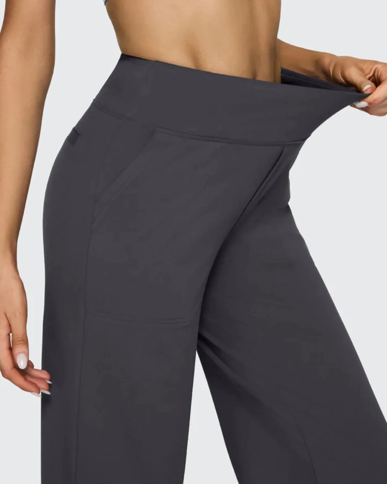 Pantalon large taille haute avec poches pour femme