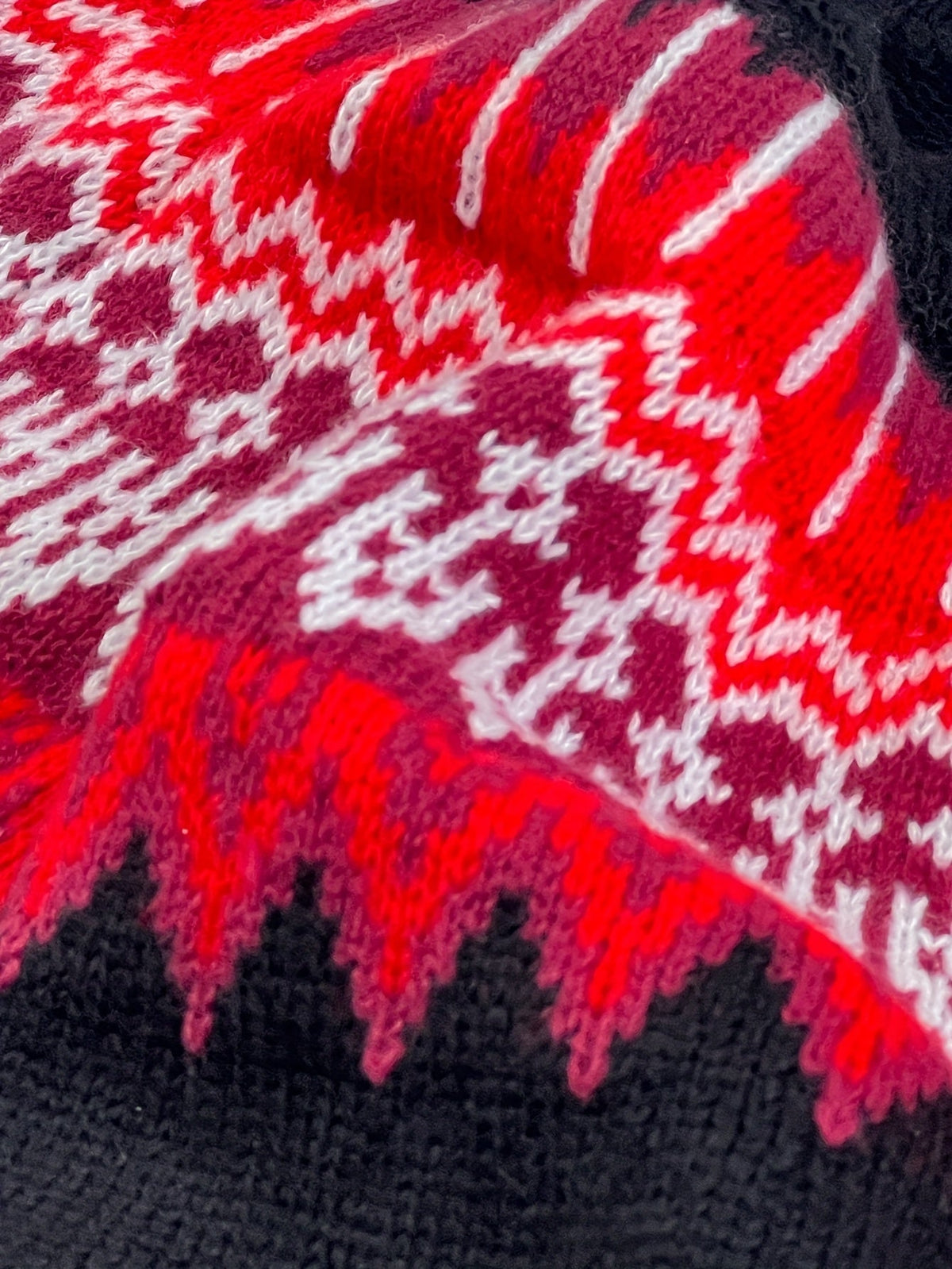 Damski gruby sweter | Okrągły dekolt i nordycki wzór