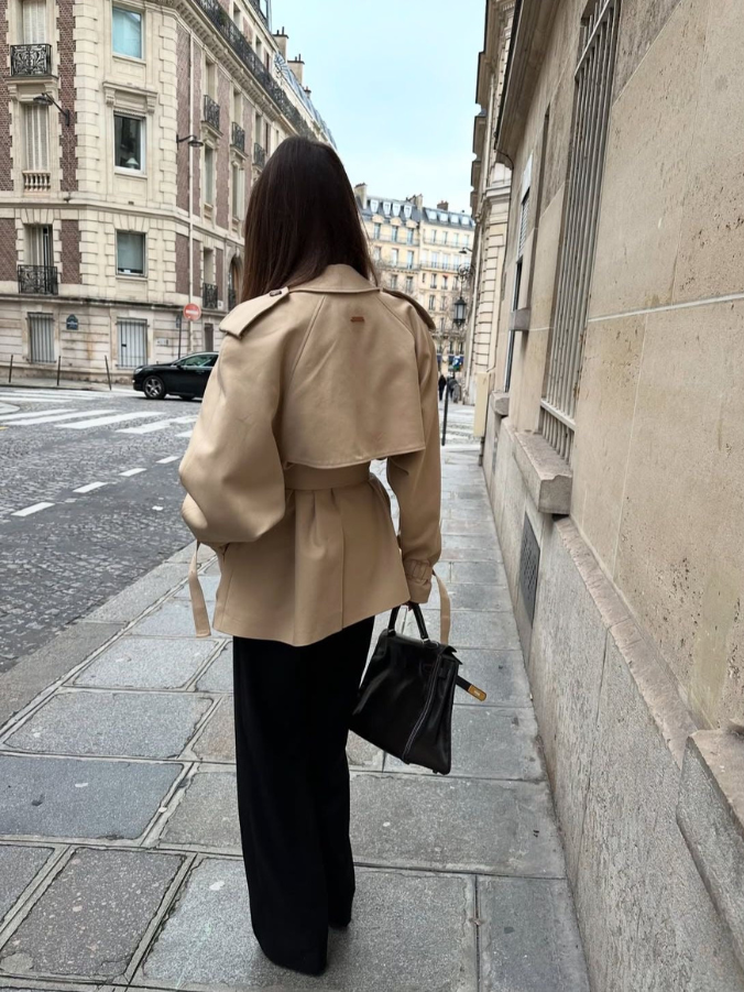 Veste trench courte ceinturée pour femme