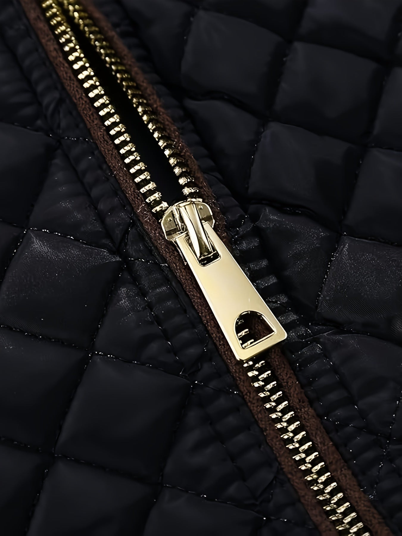 Women's Diamond Quilted Zip-Up Jacket
