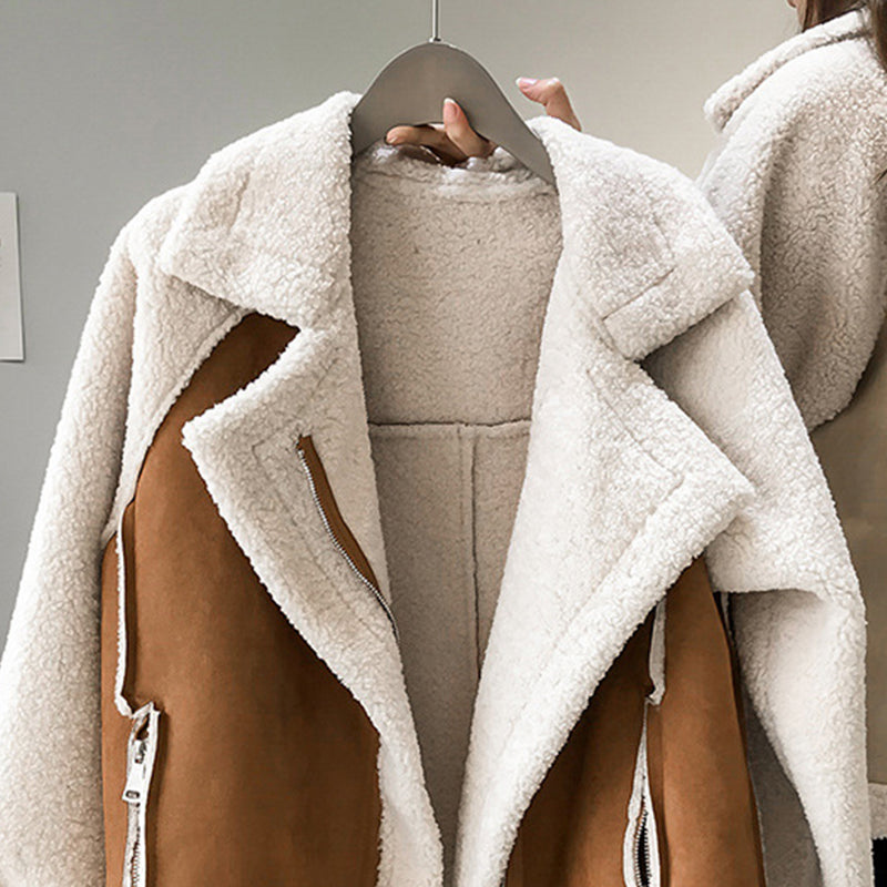 Damski oversize'owy płaszcz teddy | Płaszcz z pluszowym kołnierzem sherpa