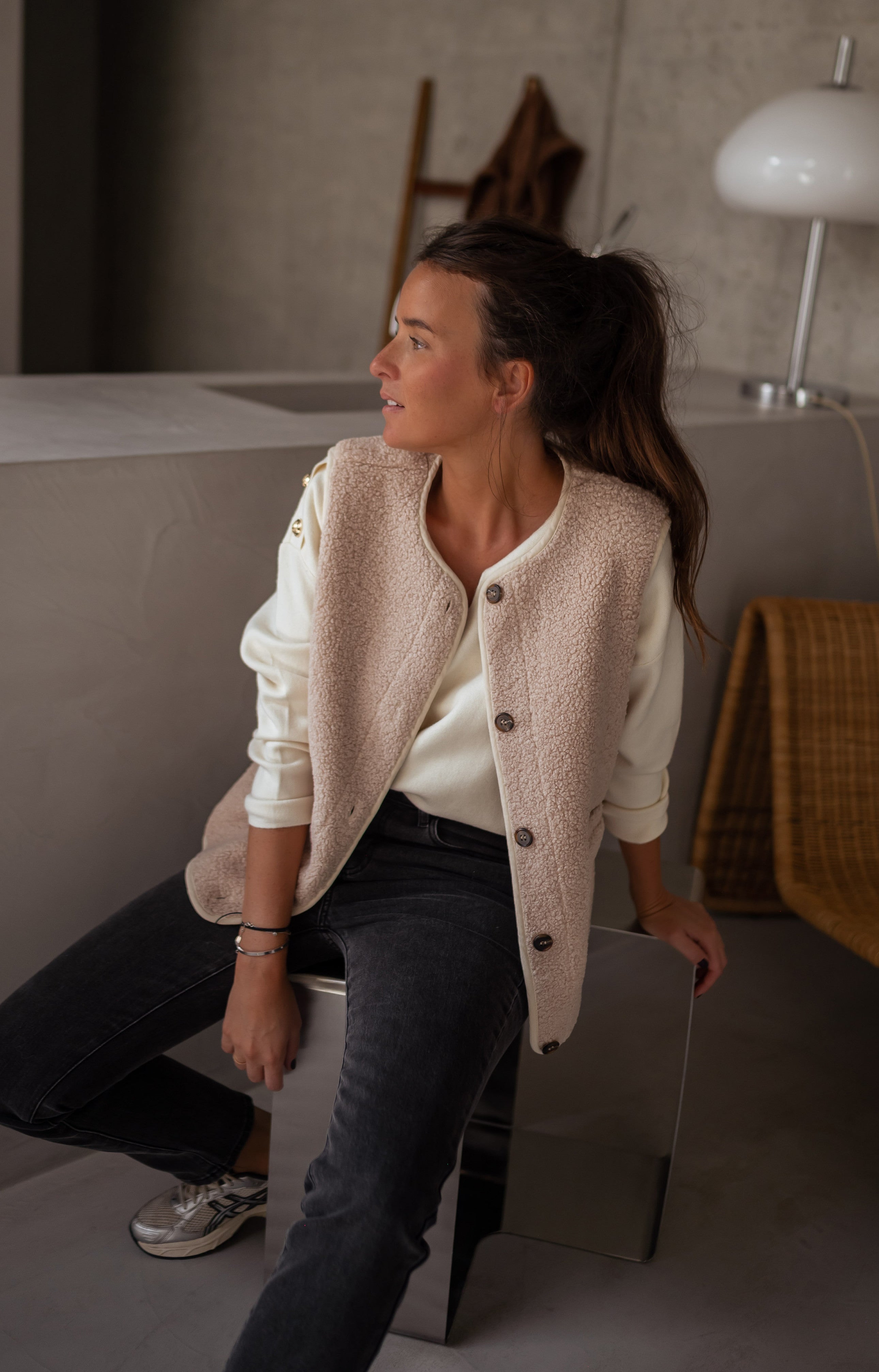 Women’s Teddy Fleece Button-Up Gilet with Pockets