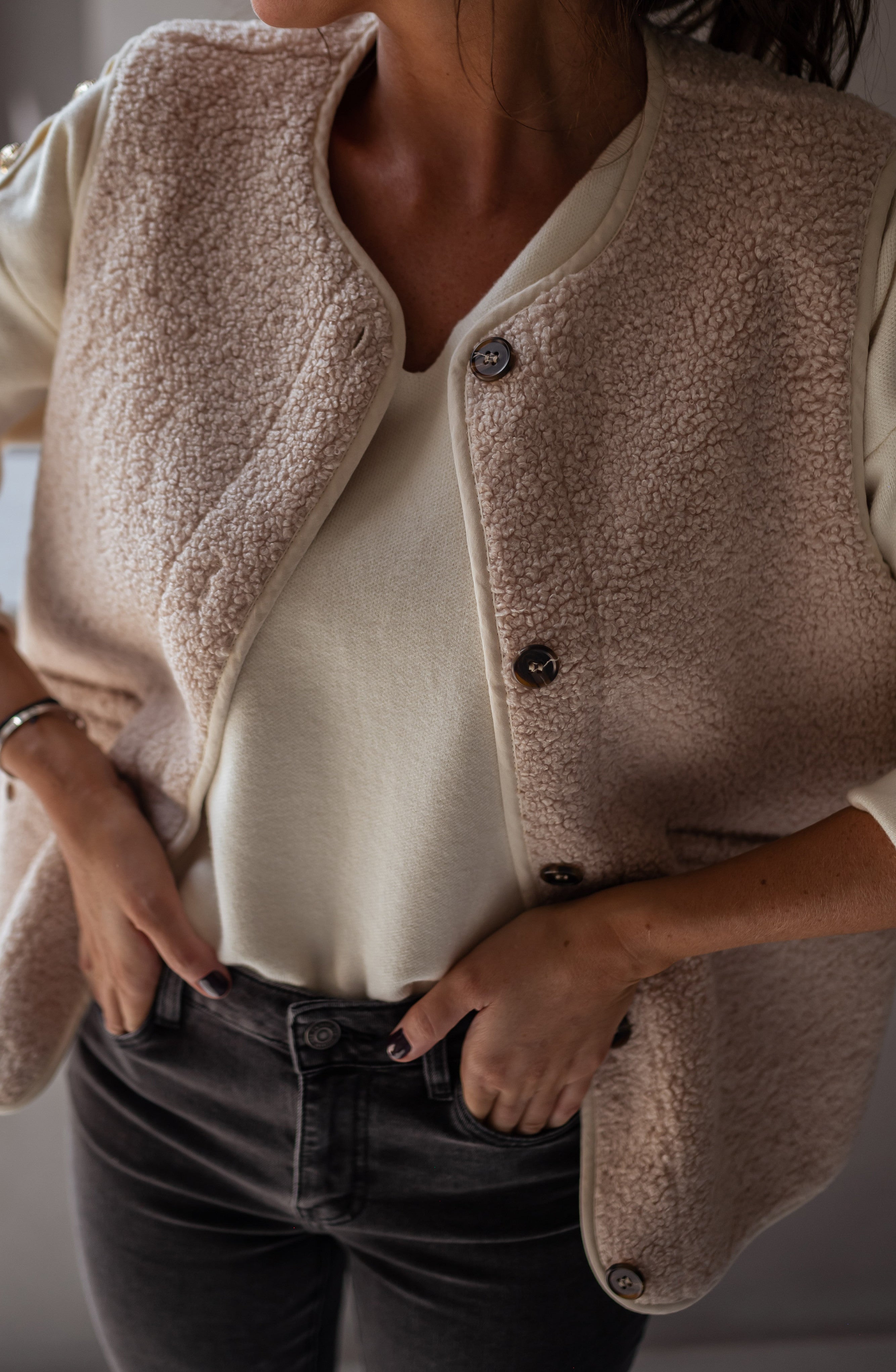 Women’s Teddy Fleece Button-Up Gilet with Pockets