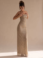 Robe longue dos nu à paillettes dorées pour femme