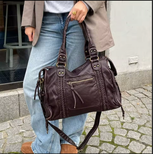 Sac à bandoulière en cuir avec détail de bride à boucle