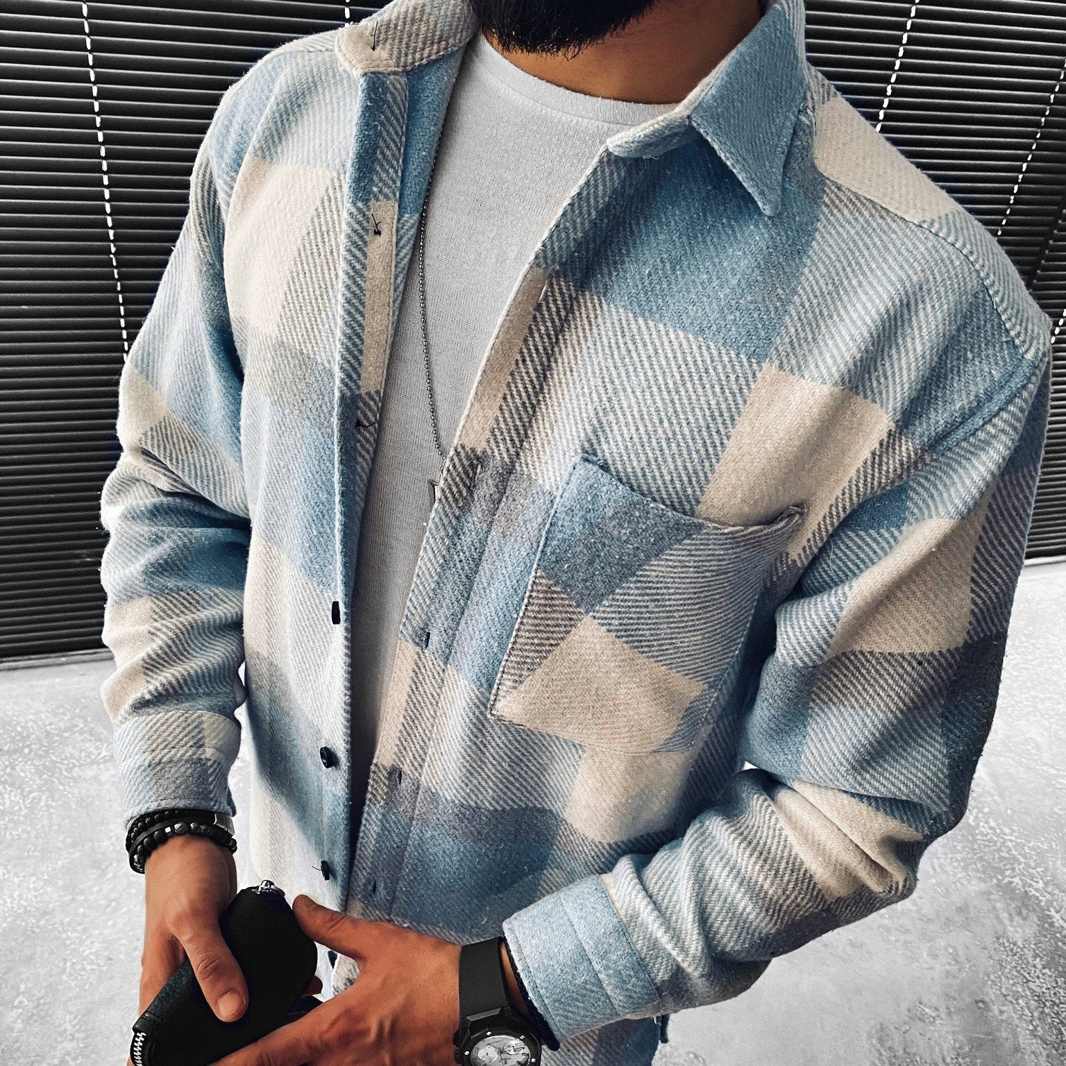 Surchemise homme à carreaux avec poche poitrine