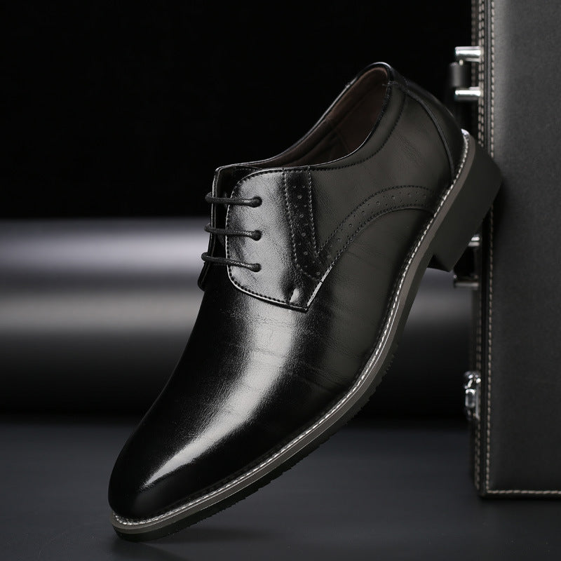Men’s Lace-Up Derby Shoes with Brogue Detailing