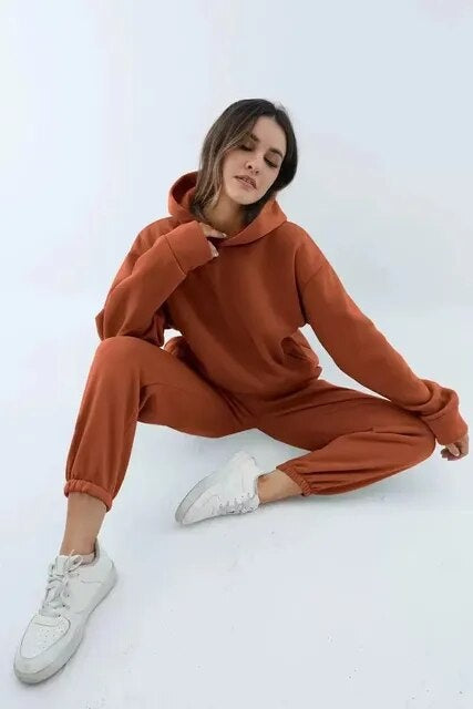 Women’s Relaxed Hooded Jogger Tracksuit Set