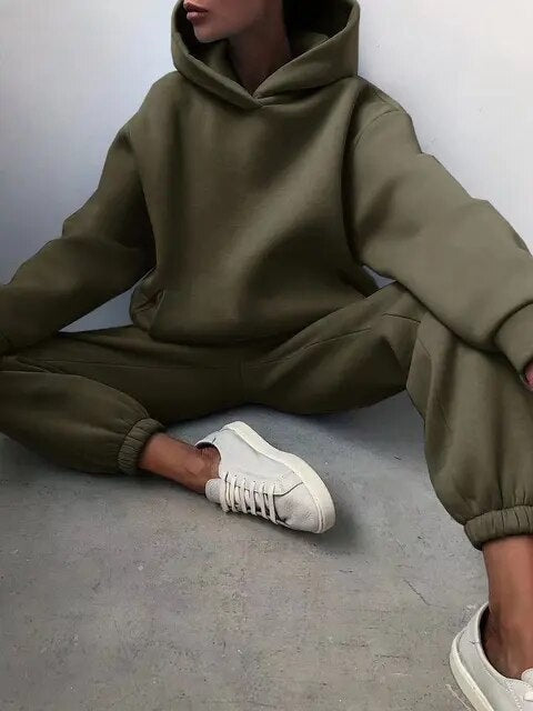 Women’s Relaxed Hooded Jogger Tracksuit Set
