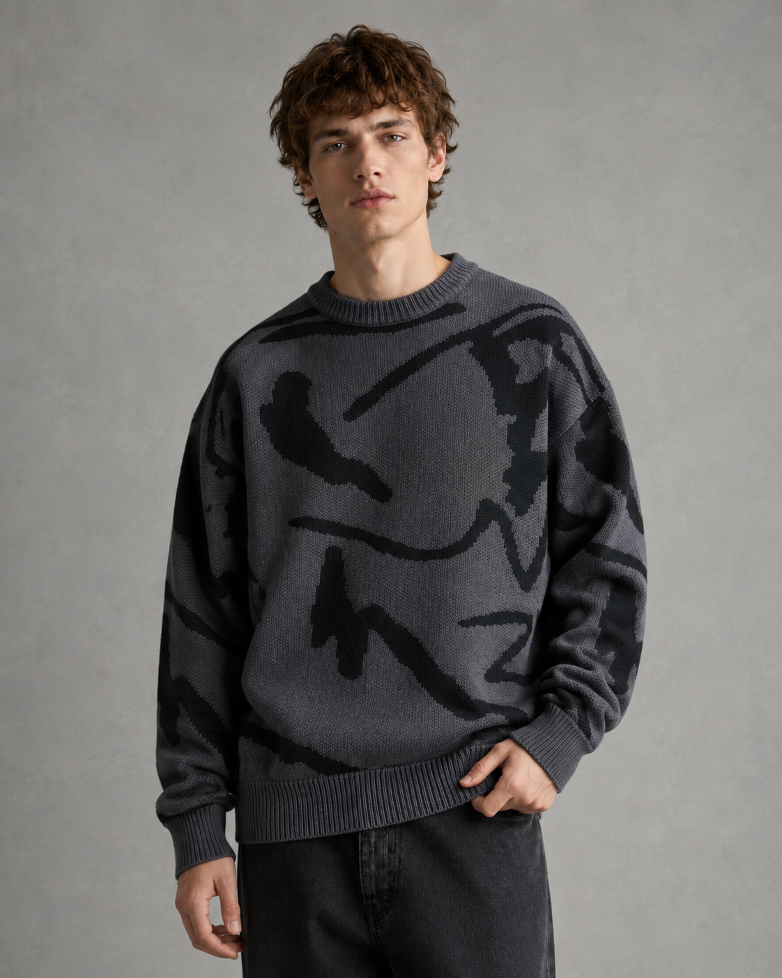 Męski dzianinowy sweter z abstrakcyjnym wzorem | Luźny krój