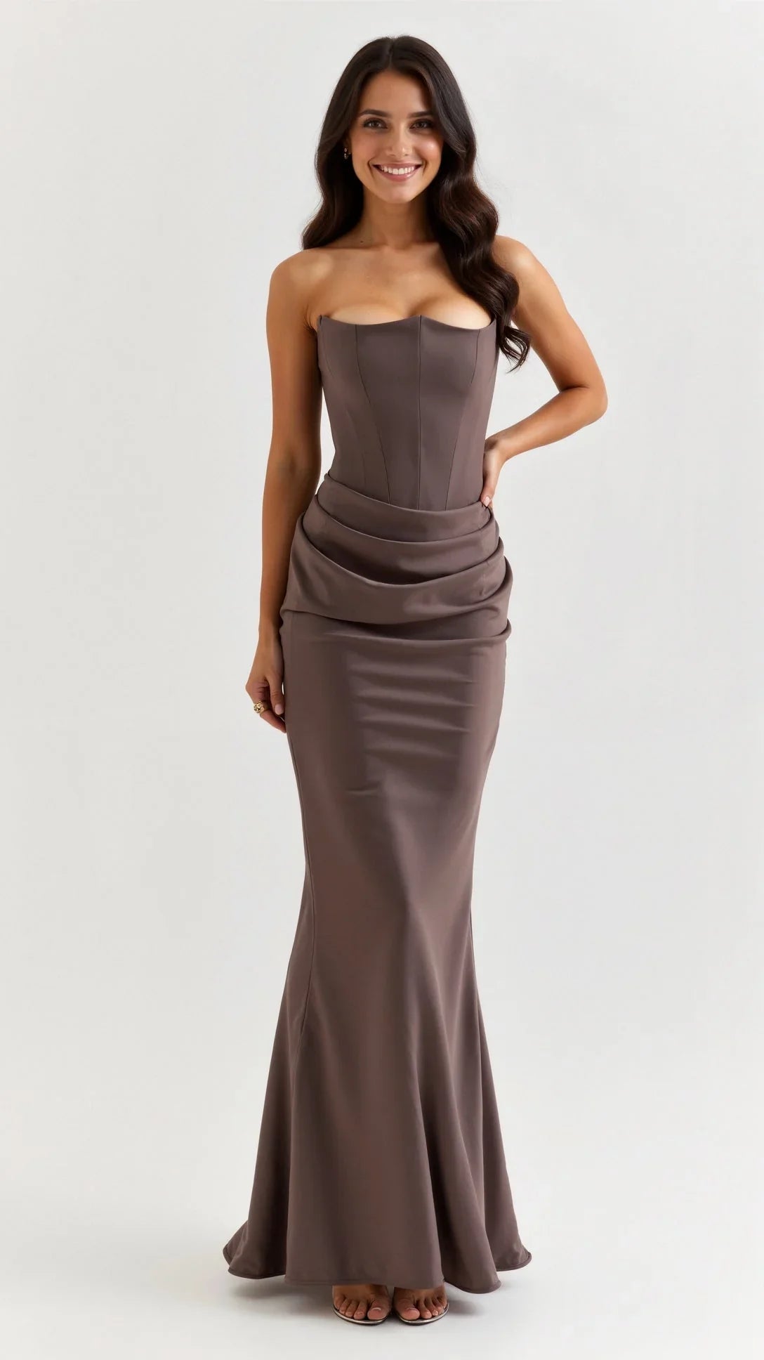 Robe longue drapée sans bretelles pour femme